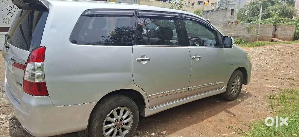 Toyota Innova Hycross 2014 Diesel 7 Str