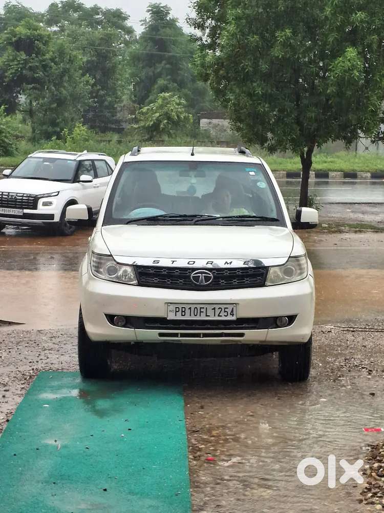 Tata Safari Storme 2015 Diesel Manual Still In New Condition