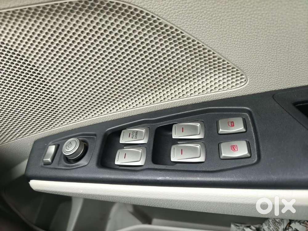 Mahindra Xuv300 W6, 2022, Petrol
