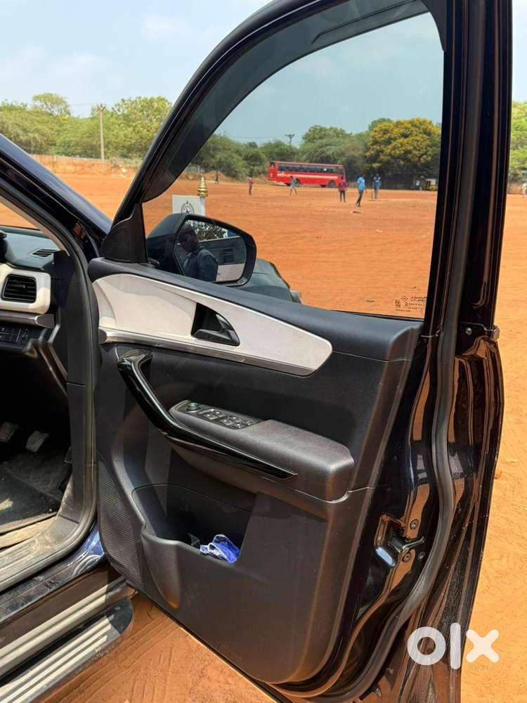 Mahindra Xuv 700 2024
