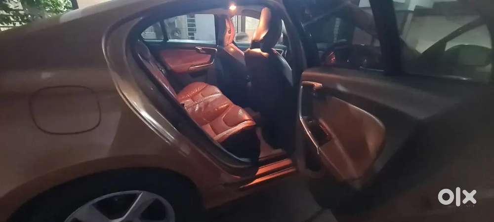Volvo S60 2011 Diesel Well Maintained