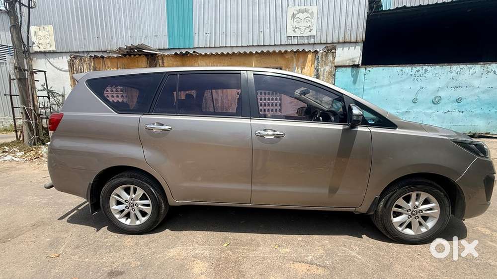 Toyota Innova Crysta Diesel 2019