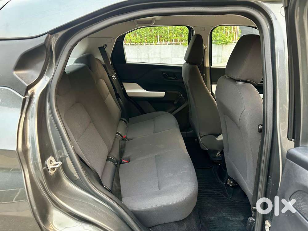 Tata Punch Pure, 2025, Petrol