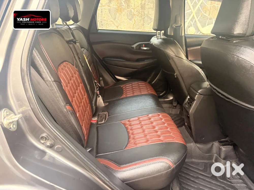 Maruti Suzuki Grand Vitara 1.5 Delta Smart Hybrid At, 2024, Petrol