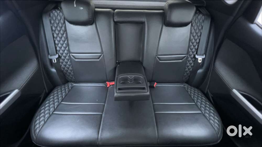 Nissan Magnite 1.0 Xv Premium Turbo Cvt, 2022, Petrol