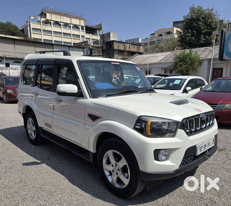 Mahindra Scorpio Classic 2.2 S 11 Mt 7 Str, 2018, Diesel