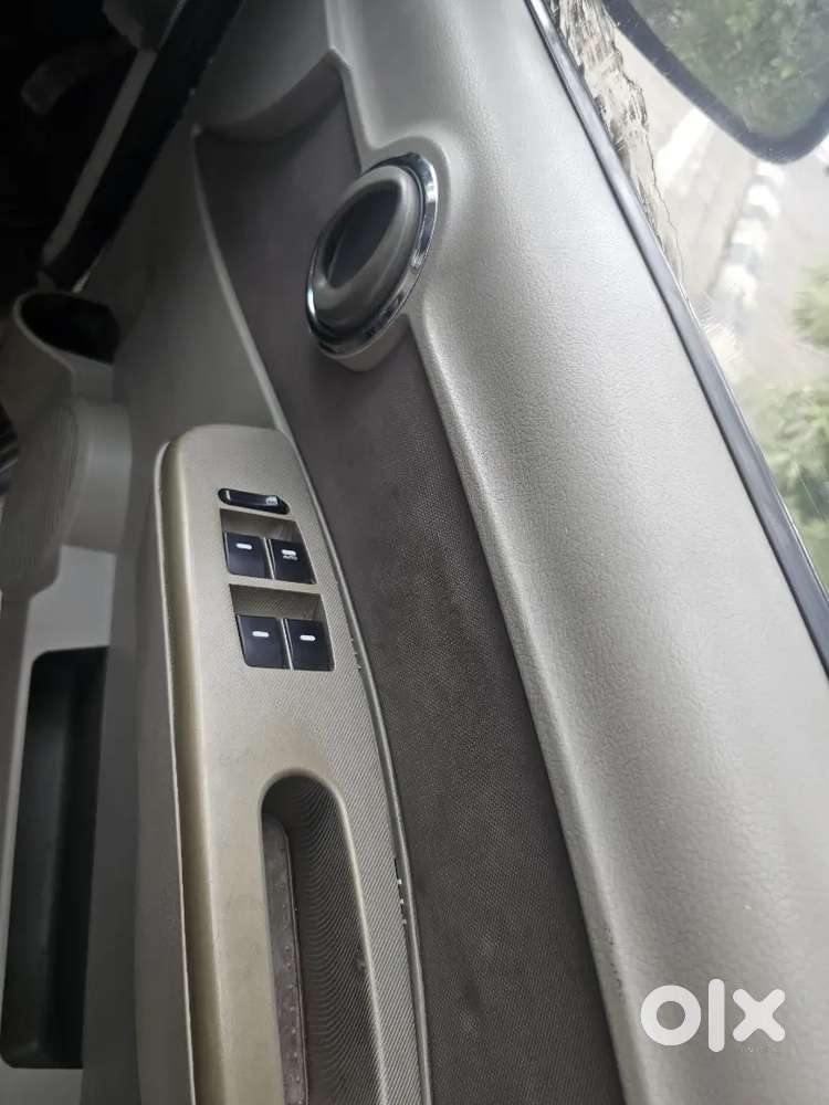 Mahindra Quanto 1.5 C6 2012 Model