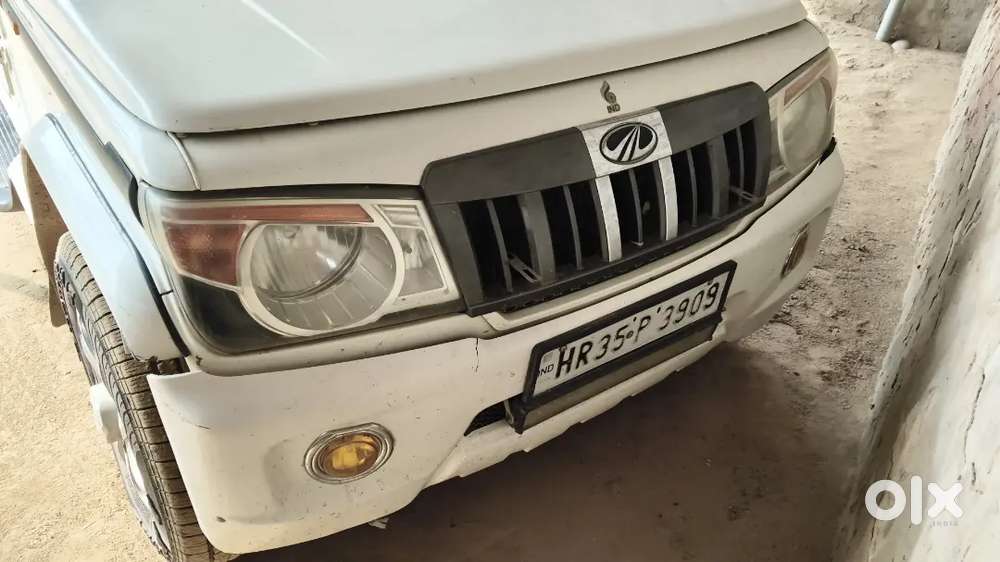महिंद्रा बोलेरो