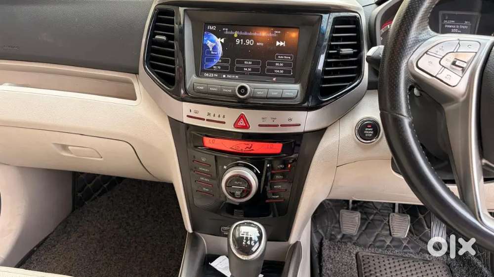 Mahindra Xuv300 2019 Petrol Well Maintained