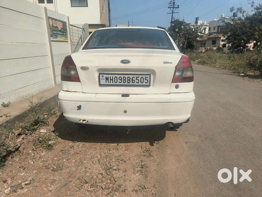 Ford Ikon 1.4 Zxi 2009