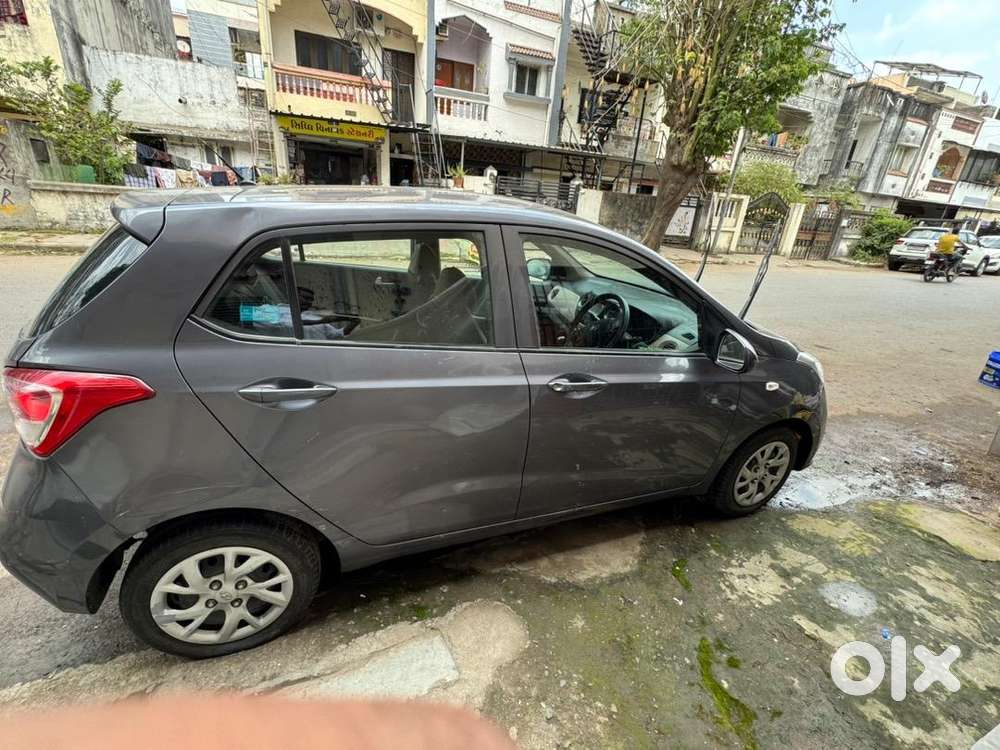 Hyundai Grand I10 2017 Petrol Well Maintained