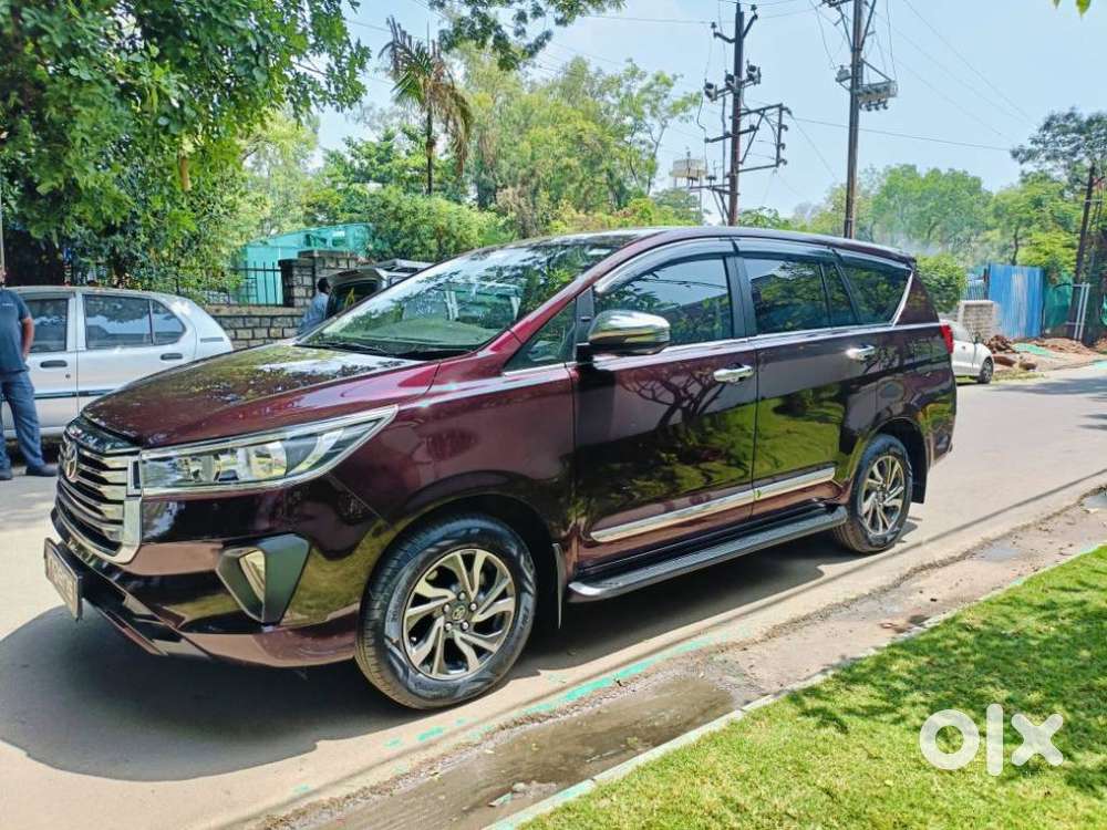 Toyota Innova Crysta [2016-2020] 2.4 Gx At 7 Str, 2022, Diesel