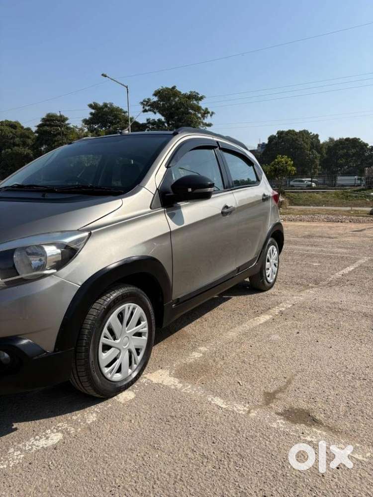 Tata Tiago 1.2 Revotron Xta, 2019, Petrol