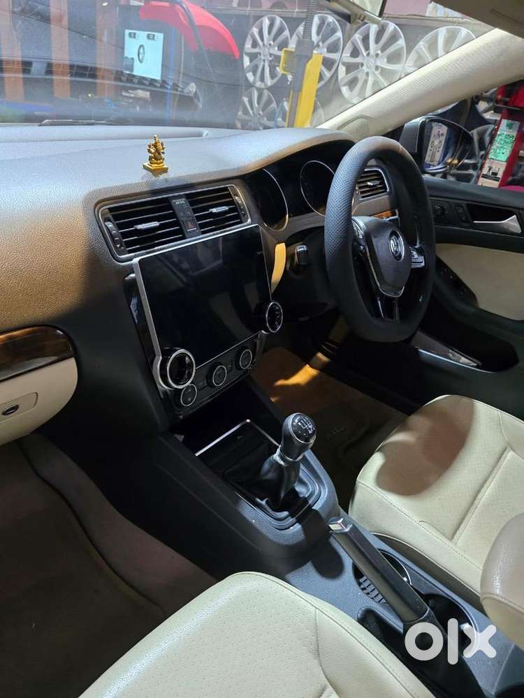 Volkswagen Jetta With 4 Lakh+ Modifications For Sale