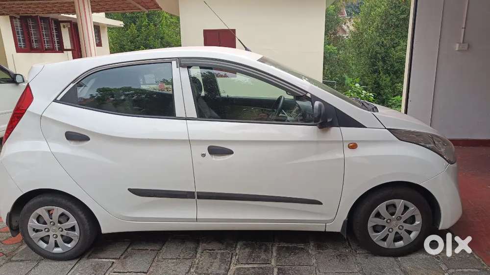 Hyundai Eon 2016 Petrol 64935 Km Driven,well Maintained.