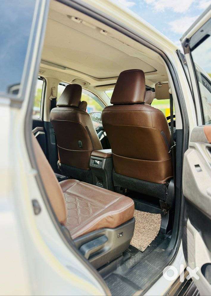 Toyota Innova Hycross 2.0 Zx (o) Hybrid 7 Str, 2024, Petrol
