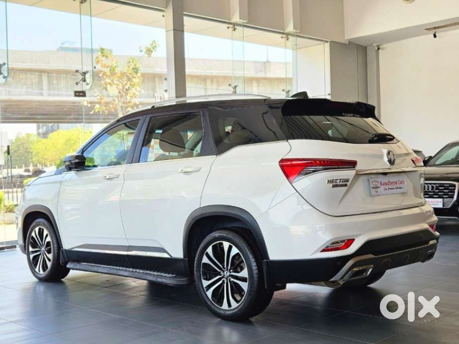 Mg Hector Plus Sharp Cvt, 2023, Petrol