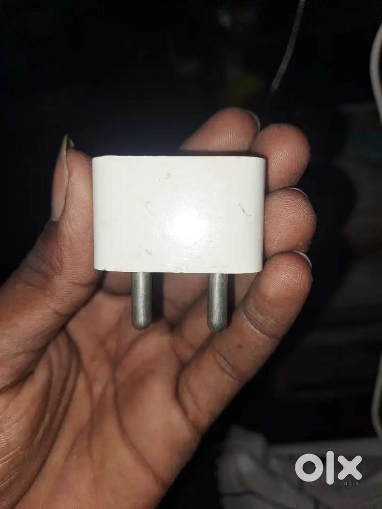 Apple adaptor