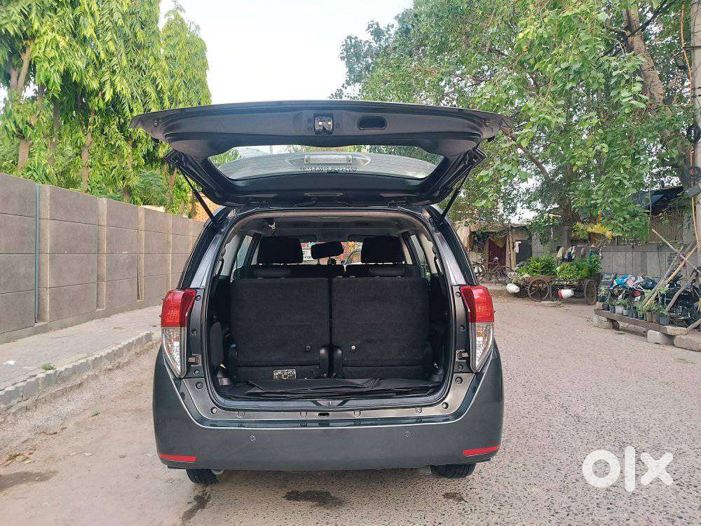 Toyota Innova Crysta 2.8 Gx At 7 Str, 2018, Diesel