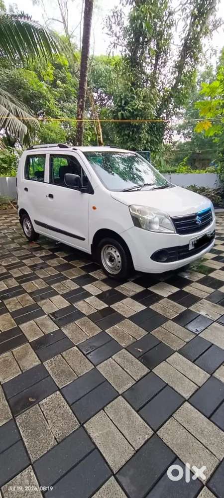 Maruti Suzuki Wagon R 2010 Lxi Petrol 100000 Km Driven Tire Average