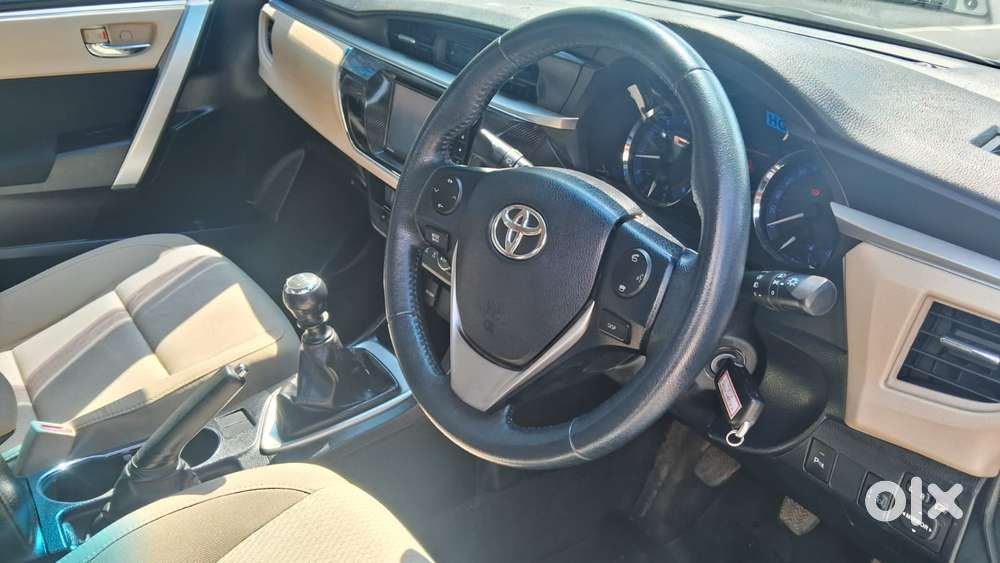 Toyota Corolla Altis 2010-2013 G, 2014, Petrol
