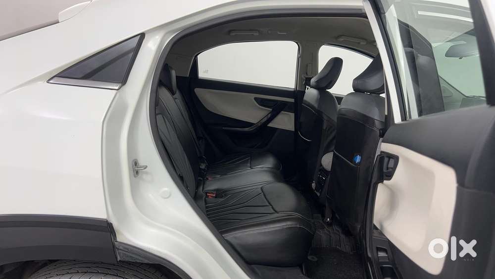 Tata Curvv Creative Plus S 1.2 Revotron Petrol 7dca, 2024, Petrol