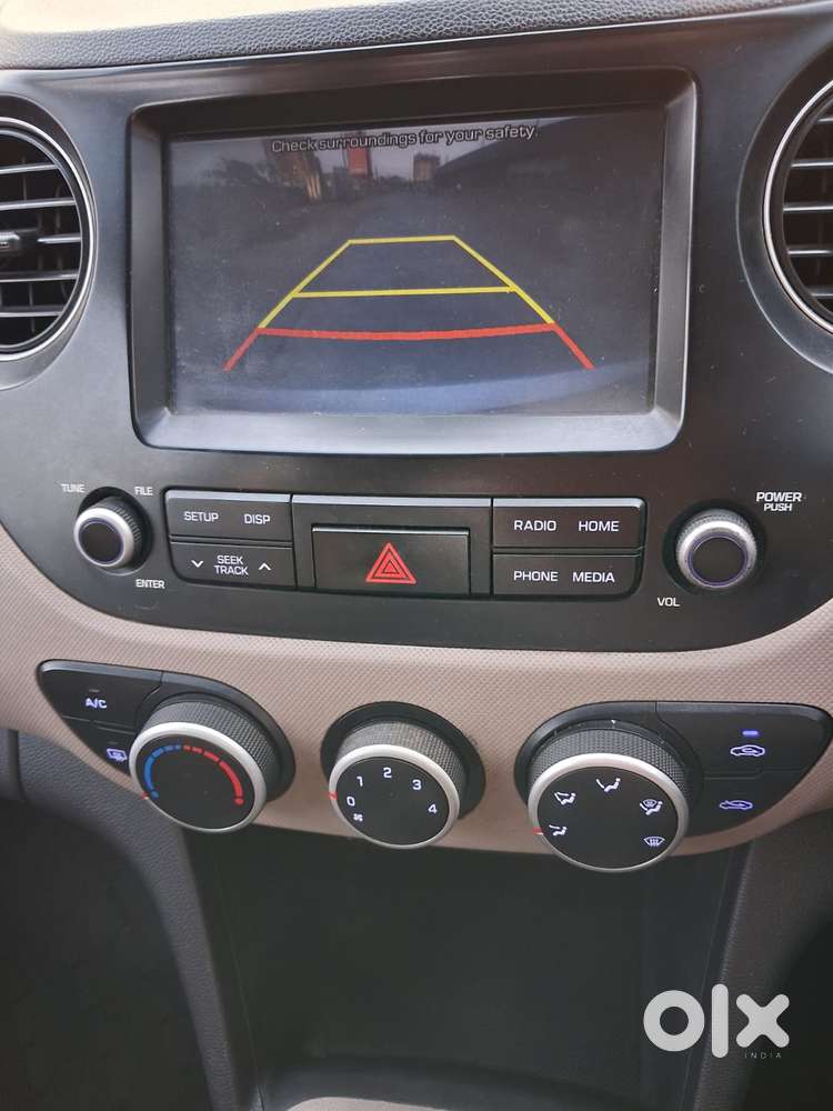 Hyundai Grand I10 At Sportz, 2017, Petrol