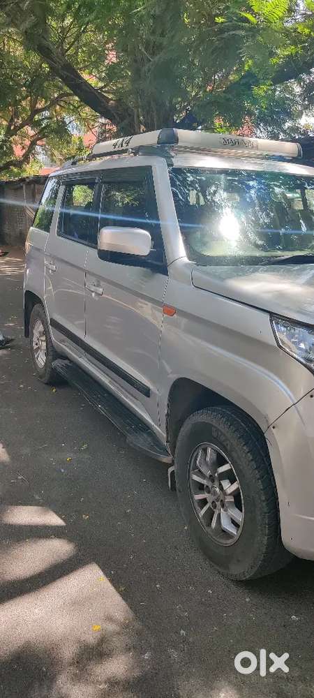 Mahindra Tuv 300 2017 Diesel Well Maintained