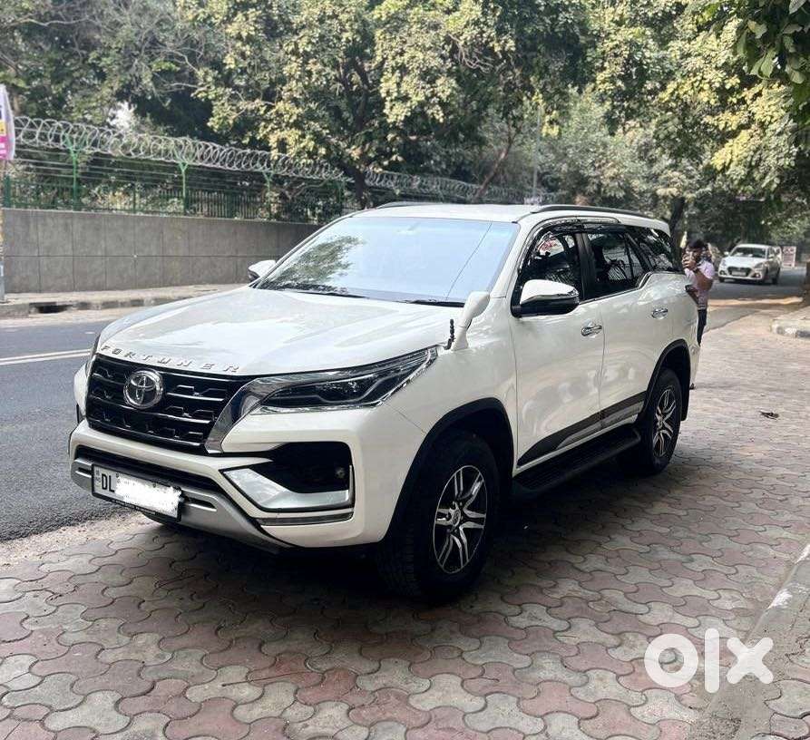 Toyota Fortuner [2021-ongoing] 2.7 2wd Petrol At, 2023, Petrol