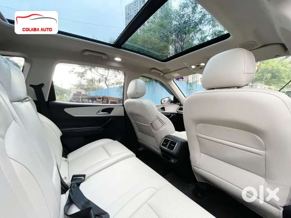 Mahindra Xuv700 2.2 Ax 7 Diesel At Luxury Pack Str, 2025, Diesel