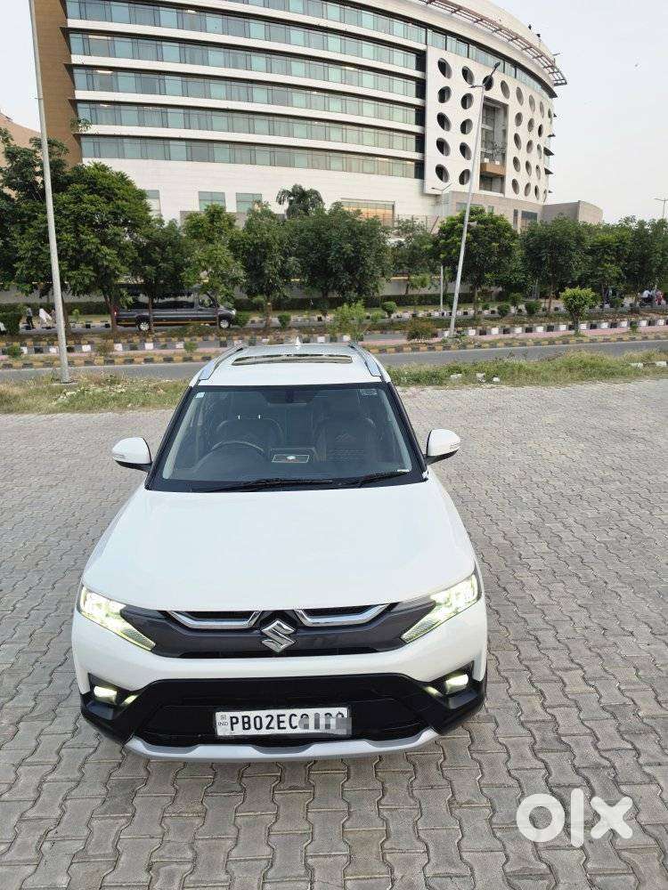 Maruti Suzuki Brezza 1.5 Zxi At Smart Hybrid, 2022, Cng & Hybrids