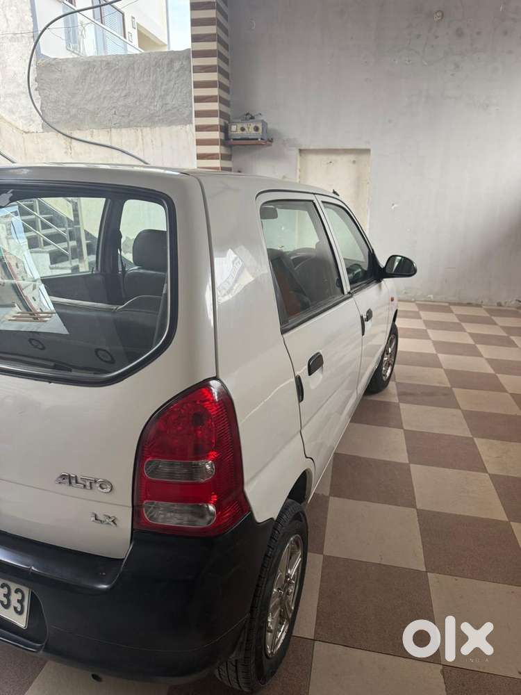 Maruti Suzuki Alto 2010 Petrol