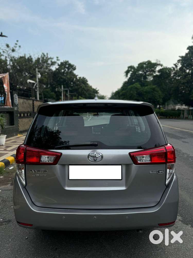 Toyota Innova Crysta