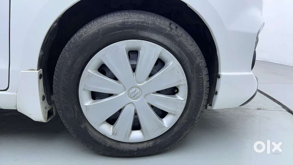 Maruti Suzuki Ertiga Vxi At, 2017, Petrol