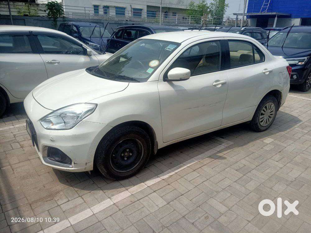 Maruti Suzuki Dzire 1.2 Vxi, 2022, Petrol