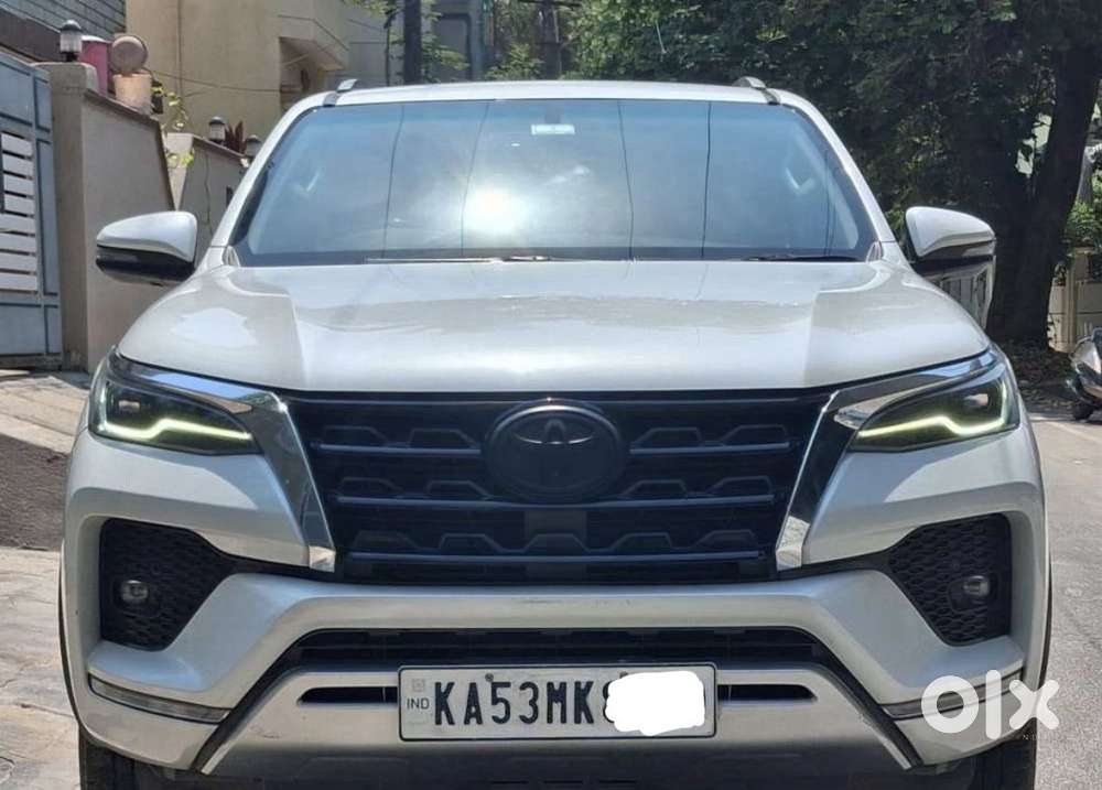 Toyota Fortuner [2021-ongoing] 2.8 2wd Diesel At, 2023, Diesel
