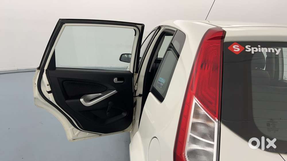 Ford Figo 2010-2012 Petrol Zxi, 2015, Petrol