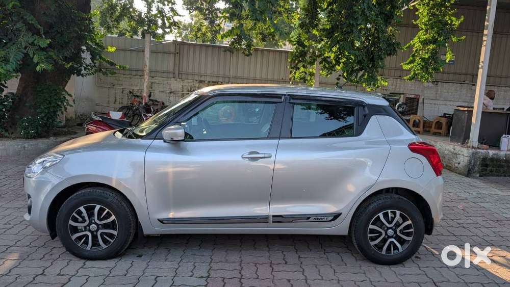 Maruti Suzuki Swift Vvt Vxi, 2021, Petrol