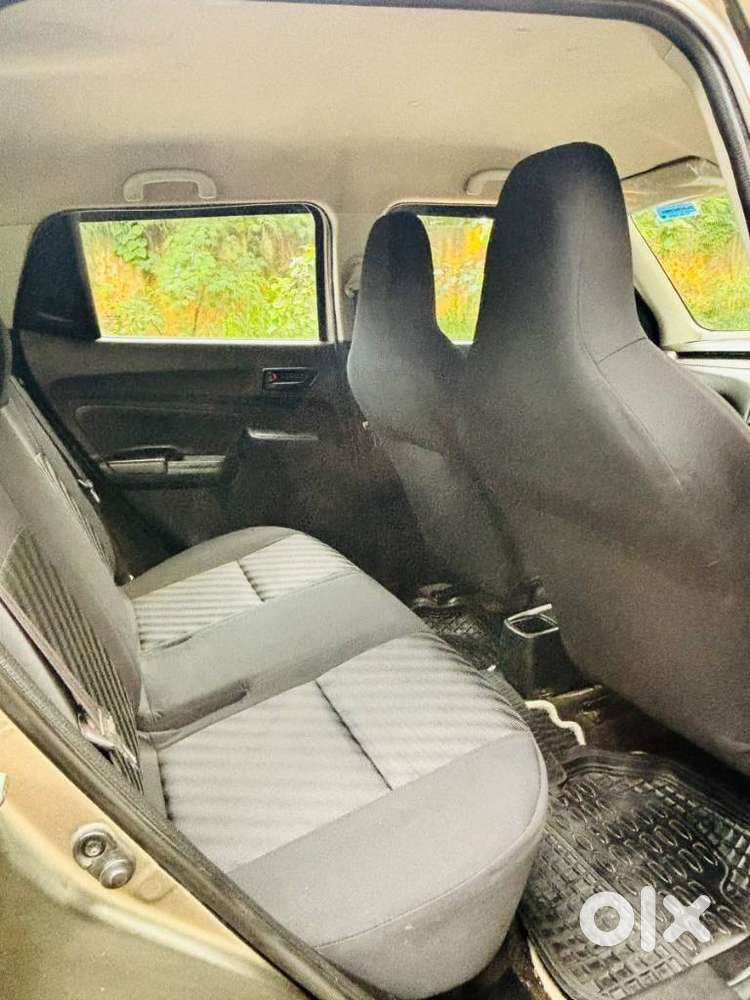 Maruti Suzuki Swift 1.2 Lxi (o), 2022, Petrol