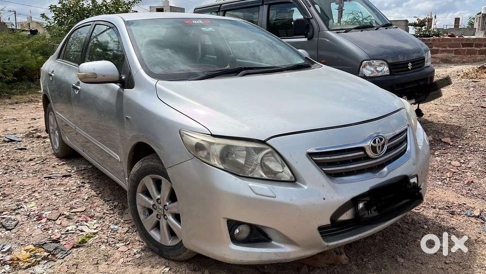 Toyota Corolla Altis Petrol 80000 Km Driven