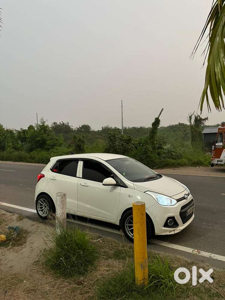 Hyundai Grand I10 2017 Petrol Well Maintained