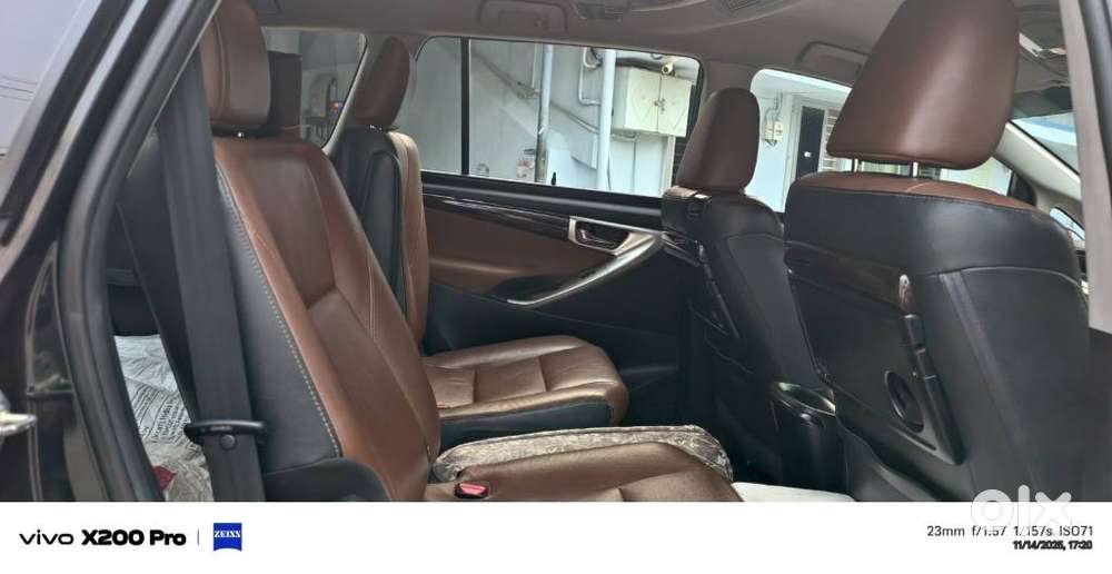 Toyota Innova Crysta 2.8z Automatic, 2018, Diesel