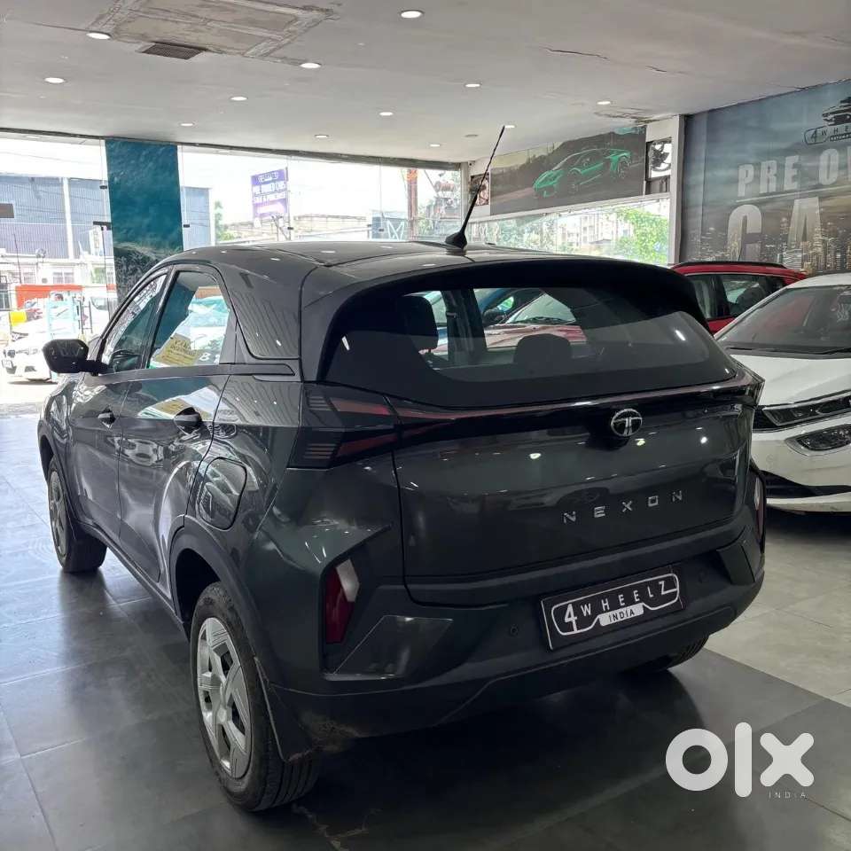 Tata Nexon, 2026, Petrol