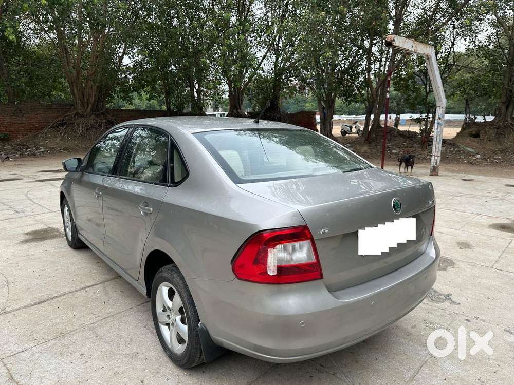 Skoda Rapid Elegance Mpi, 2014, Petrol