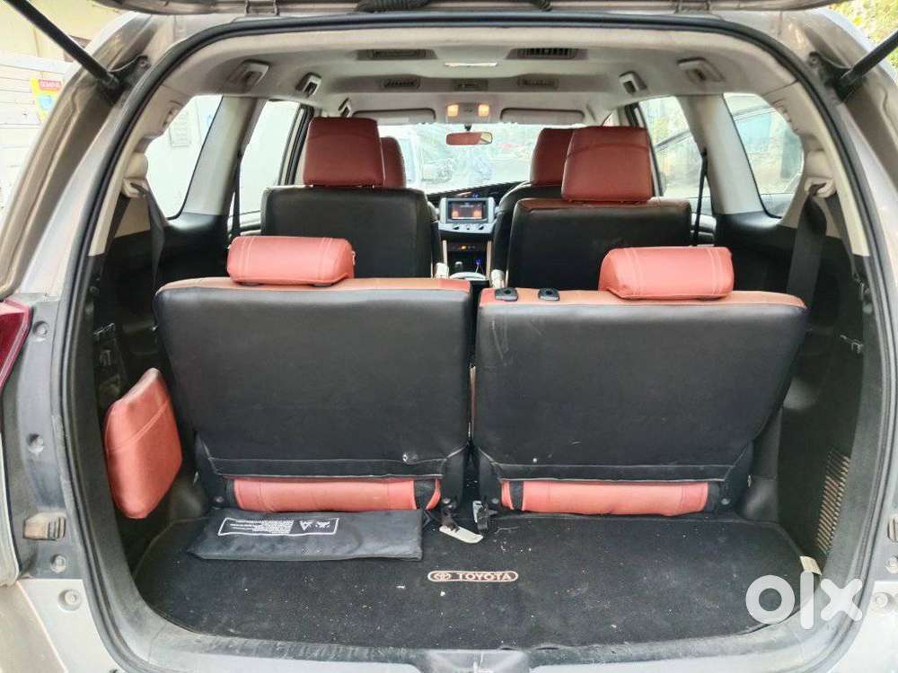 Toyota Innova Crysta