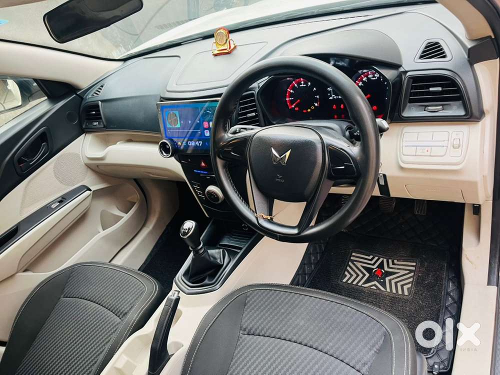 Mahindra Xuv300 Petrol 2023