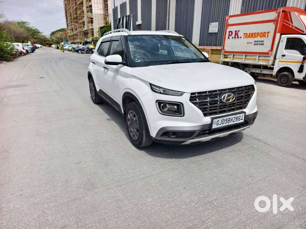 Hyundai Venue S Plus Mt 1.2 Kappa, 2020, Cng & Hybrids