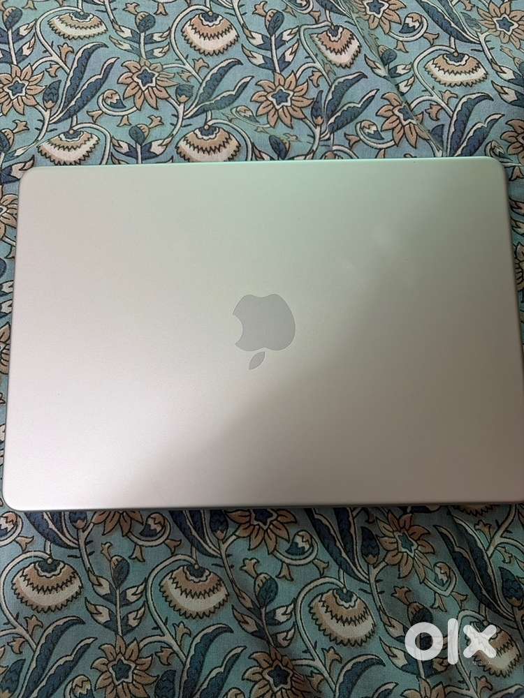 Macbook neo 15 days old