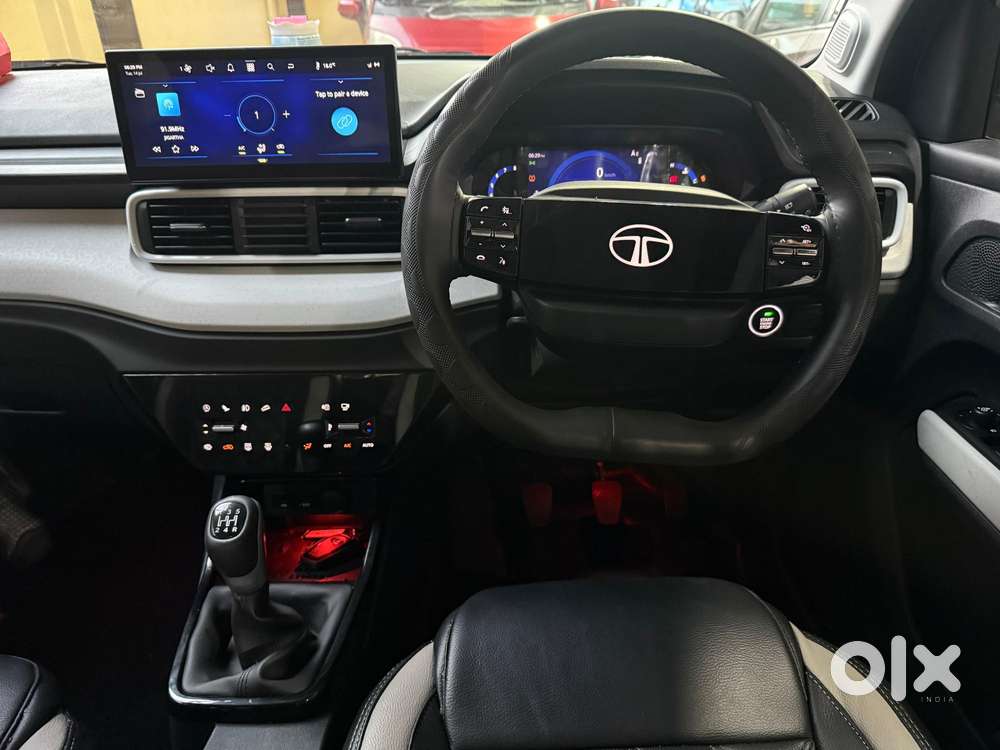 Tata Punch Accomplished Mt Sunroof, 2026, Petrol