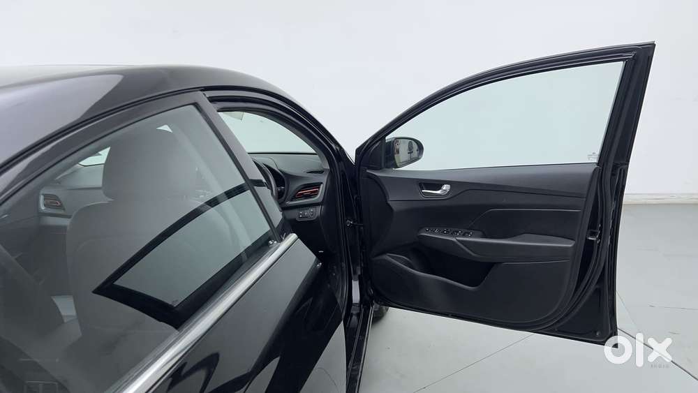 Hyundai Verna 1.0 Sx (o) Turbo Gdi Dct, 2022, Petrol